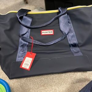 Target Hunter Bag navy and yellow new with tags